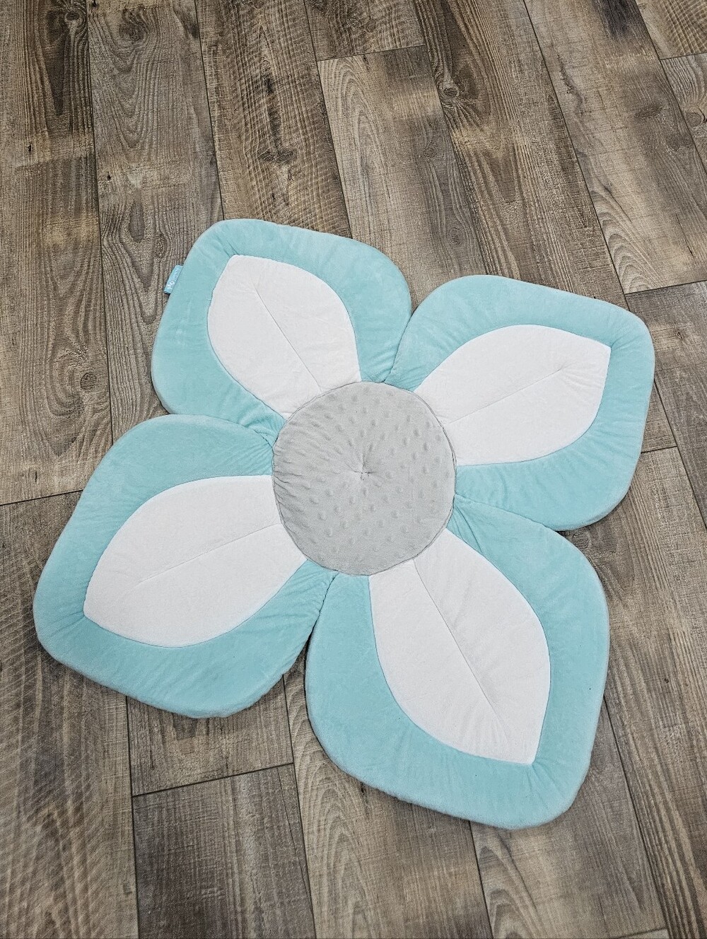 Blooming Bath Lotus Baby Mat Seat Flower White Teal Gently Used